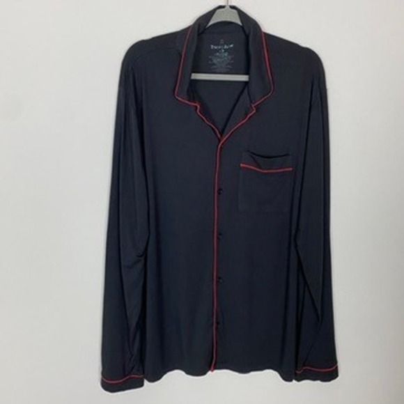 Tommy John Other - Tommy John Black Long Sleeve‎ Pajama Sleep Shirt Top Mens Large Red Trim Button